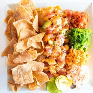 Poke Nachos